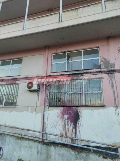 Επίθεση στα γραφεία της Διεύθυνσης Συγκοινωνιών στην Πάτρα / tempo24.news