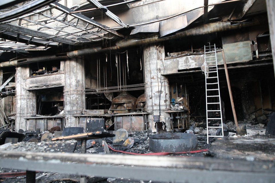 Καταστράφηκε ολοσχερώς το εστιατόριο από τη φωτιά