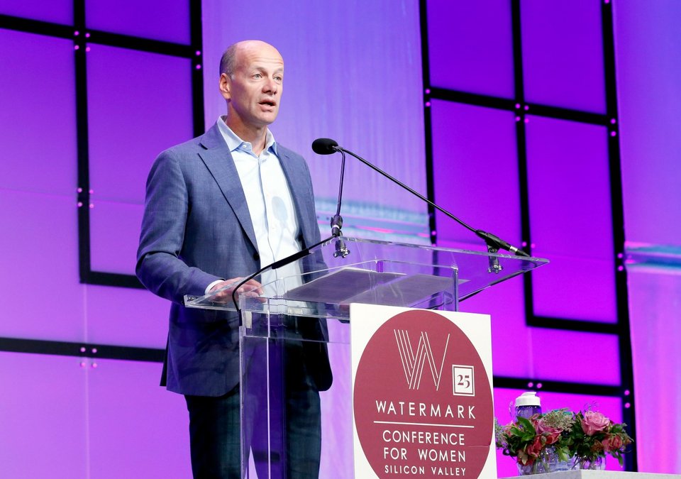 Ο Γκρεγκ Μπέκερ, CEO της Silicon Valley Bank