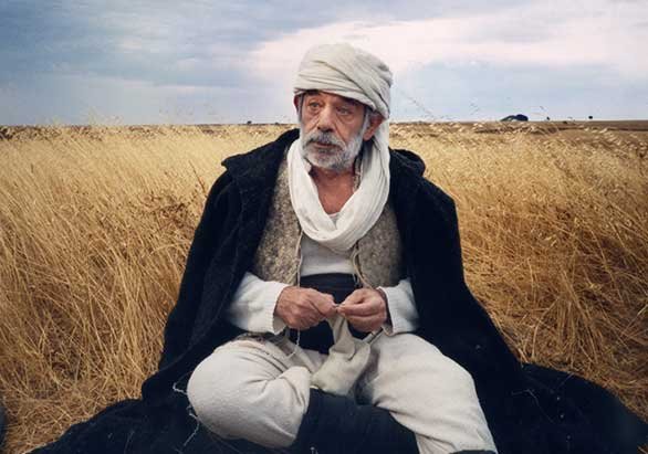 Το μόνον της ζωής του ταξείδιον (2001)