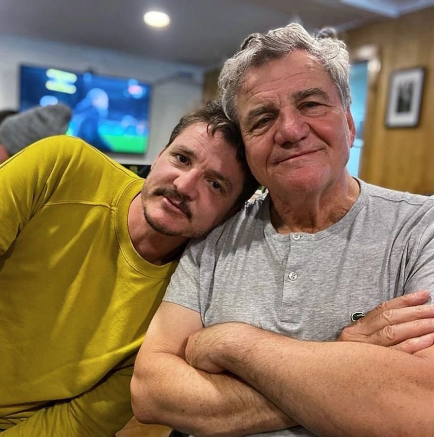 Ο Pedro Pascal με τον πατέρα του Jose
