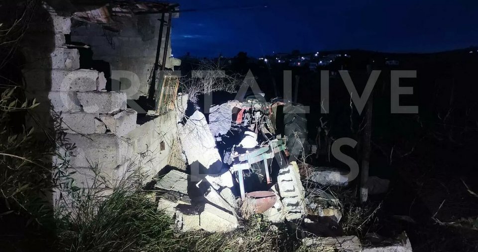 Κατάρρευσε ο τοίχος και καταπλάκωσε τον ηλικιωμένο 