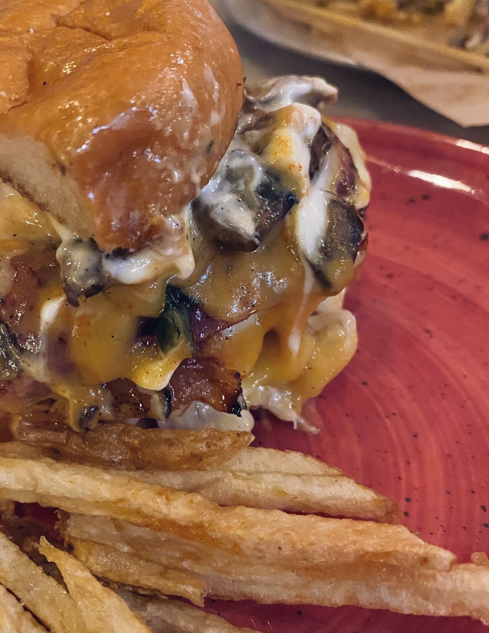 Το ζουμερό μπέργκερ Mike Tyson / Φωτογραφία: Μάνος Λειβαδάρος/iefimerida