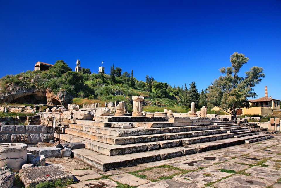 Τα Μεγάλα Προπύλαια στον Αρχαιολογικό χώρο της Ελευσίνας