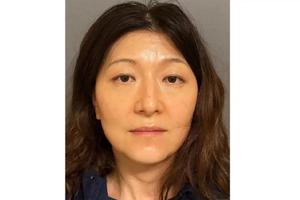 Η Yue "Emily" Yu.
