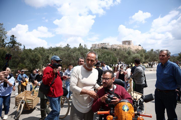 Ο Πολ Ευμορφίδης στη συγκέντρωση του κόμματος «Ευ» στην Πνύκα -Φωτογραφία: ΒΑΣΙΛΗΣ ΡΕΜΠΑΠΗΣ/EUROKINISSI