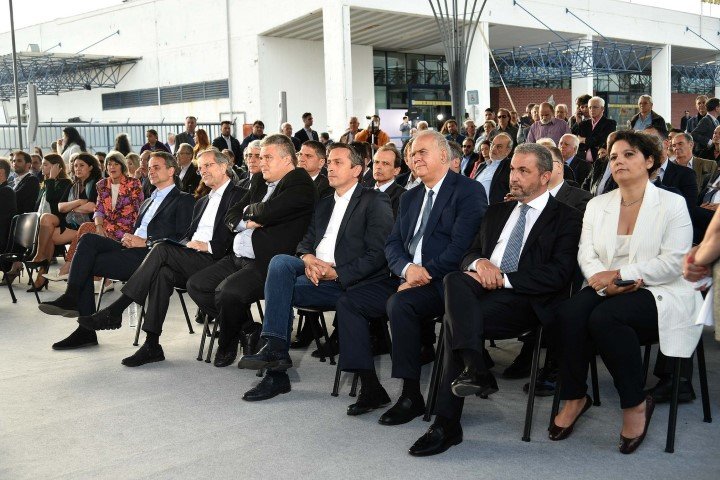 Ο Κυριάκος Μητσοτάκης στην Καλαμάτα / Φωτογραφία: ΑΠΕ-ΜΠΕ-ΝΙΚΗΤΑΣ ΚΩΤΣΙΑΡΗΣ