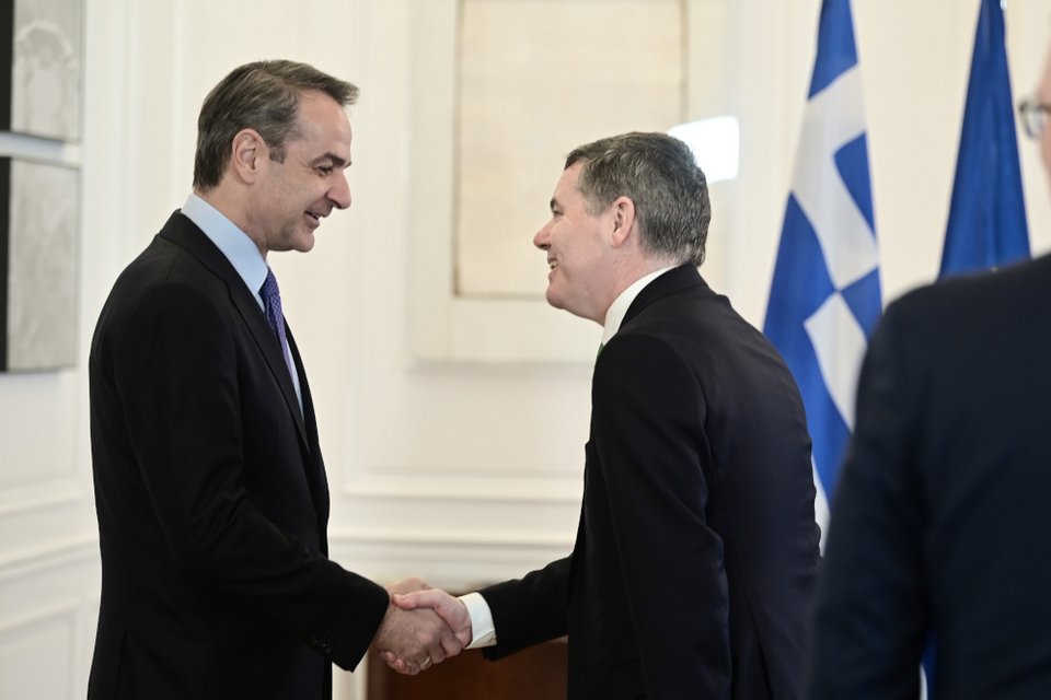 Συνάντηση του πρωθυπουργού Κυριάκου Μητσοτάκη με τον πρόεδρο του Eurogroup Πασκάλ Ντόναχιου / EUROKINISSI