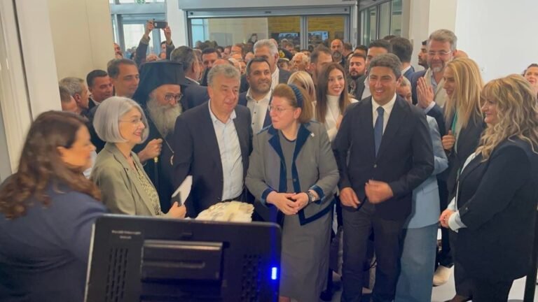 Λινα Μενδώνη και Λευτέρης Αυγενάκης στα εγκαίνια