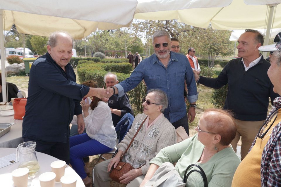 Πάρκο Τρίτση: Με τη συμμετοχή πάνω από 5.000 πολιτών πραγματοποιήθηκε η μεγάλη γιορτή για το Πάσχα