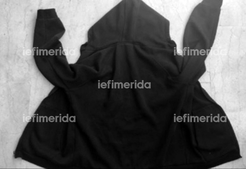 Τα ρούχα του 17χρονου / iefimerida.gr