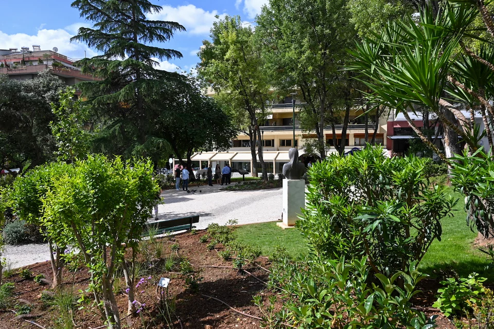 Νέα όψη για την πλατεία «Σοφία Βέμπο» στους Αμπελόκηπους