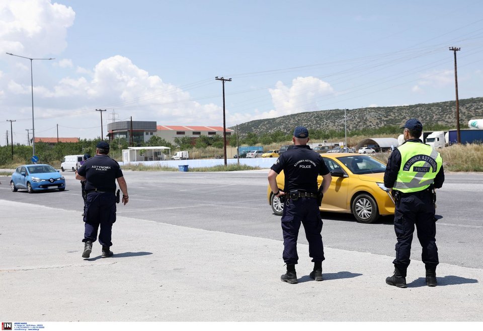 Έλεγχοι της Αστυνομίας στον Βόλο για τον τελικό του Κυπέλλου Ελλάδος ΑΕΚ-ΠΑΟΚ / Φωτογραφία: INTIME