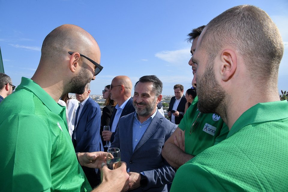 Αθλητές και&nbsp; προπονητής της ομάδας ποδοσφαίρου σάλας (Futsal)&nbsp; 