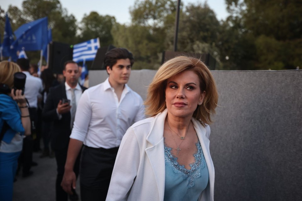 Η Ευγενία Μανωλίδου στο Θησείο στην κεντρική προεκλογική συγκέντρωση της ΝΔ