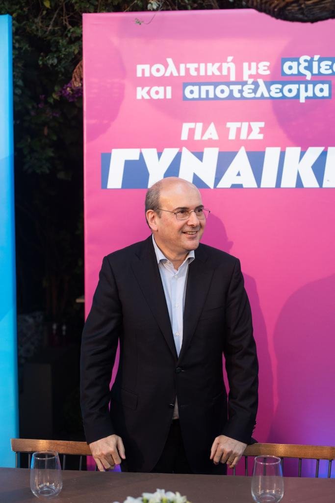 Ο Κωστής Χατζηδάκης