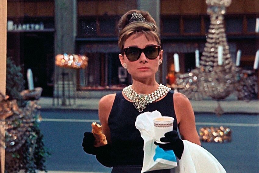H Οντρεϊ Χέπμπορν ως Χόλι στο «Breakfast at Tiffany’s