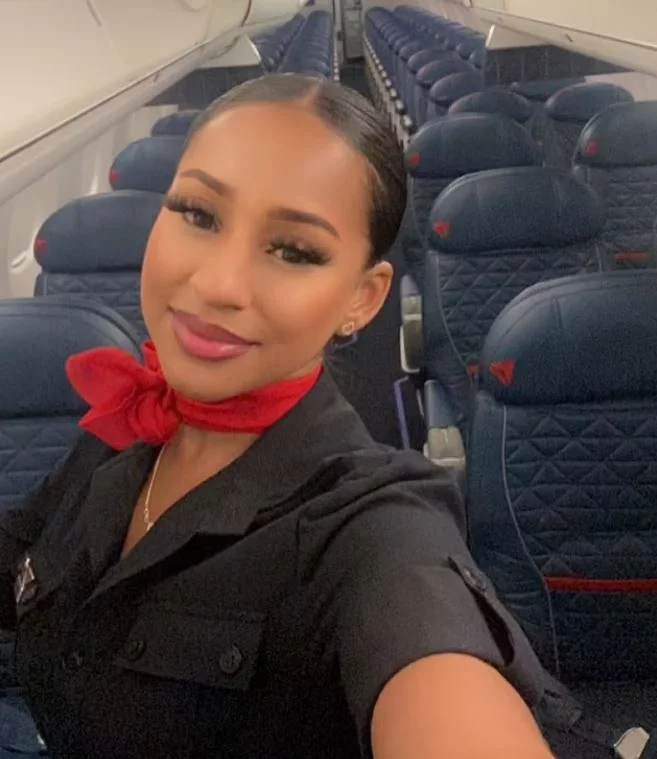 Η αεροσυνοδός Leysha Perez