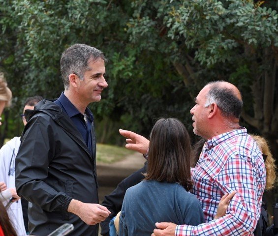 Ο δήμαρχος Αθηναίων Κώστας Μπακογιάννης στο πρωτομαγιάτικο πικ-νικ του Δήμου Αθηναίων / Φωτογραφία: Βασίλης Λαμπίρης