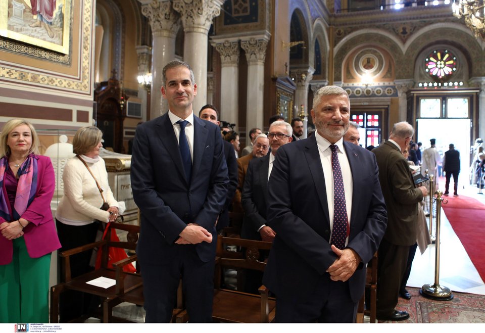 Παναγία «Άξιον Εστί»: Ουρές πιστών για την εικόνα από το Άγιον Όρος