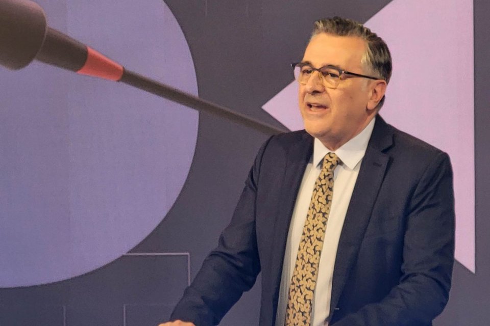 Ο Γιώργος Κουβαράς