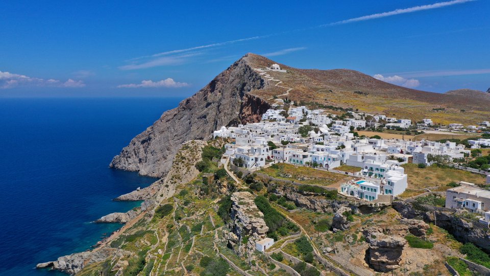 Η Φολέγανδρος από ψηλά