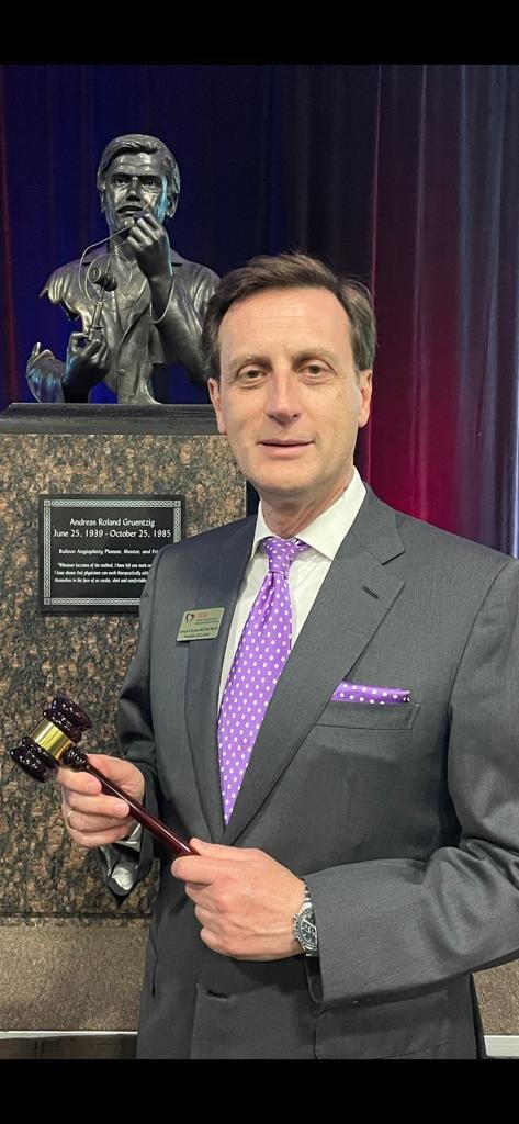 Ο Γιώργος Ντάγκας ανακηρύχθηκε Πρόεδρος της Παγκόσμιας Επιστημονικής Εταιρίας Επεμβατικής Καρδιολογίας στην Αριζόνα