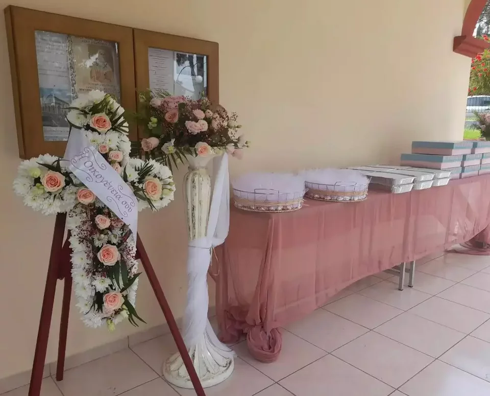 Σπαραγμός στην κηδεία του βρέφους στην Άρτα / alldaynews.gr