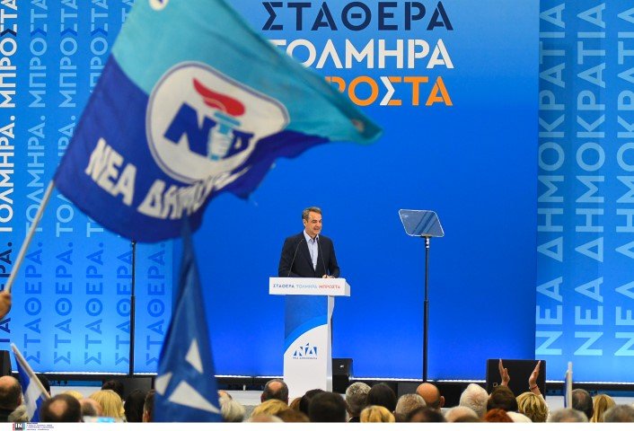 Ο Κυριάκος Μητσοτάκης κατά την ομιλία του στο κλειστός γήπεδο του ΕΑΠ στην Πάτρα / Φωτογραφία: Intime-Παπαμήτσος Δημήτρης