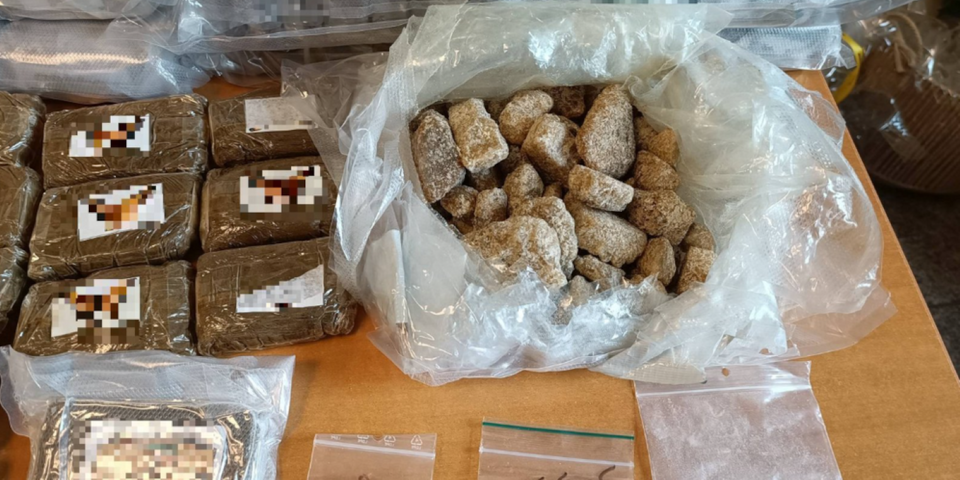 Πάνω από 50 κιλά κάνναβη και άλλες ναρκωτικές ουσίες που βρέθηκαν στο νότιο λιμάνι της Πάτρας από το Λιμενικό Σώμα