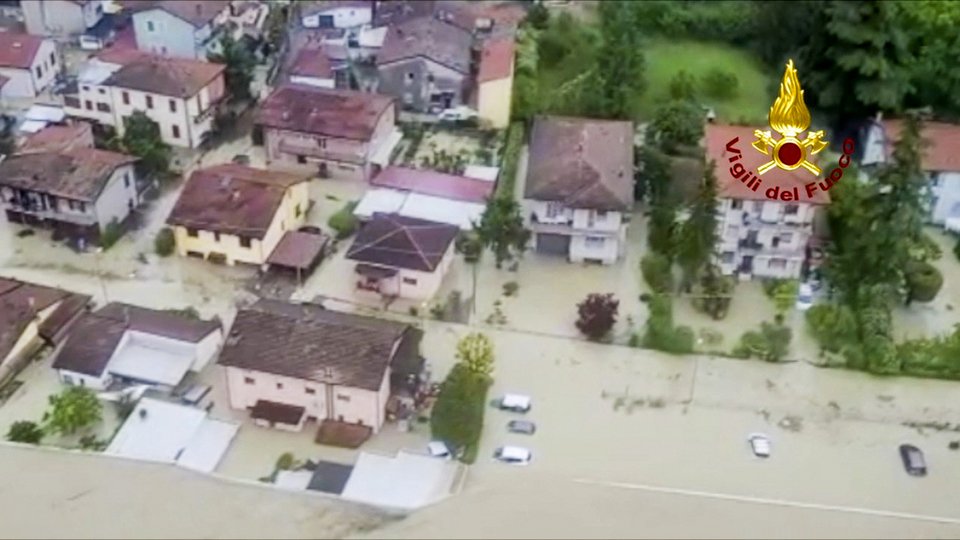 Πλημμύρες με πέντε νεκρούς στη Ιταλία, Εμίλια Ρομάνια