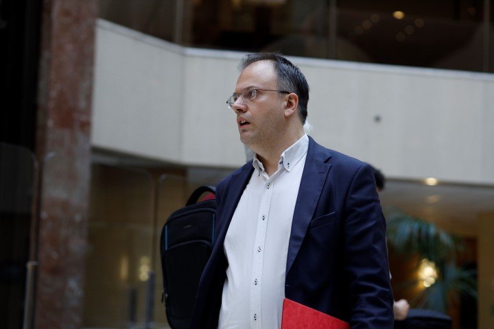 Ο Θανάσης Θεοχαρόπουλος στην συνεδρίαση της ΚΕ του ΣΥΡΙΖΑ