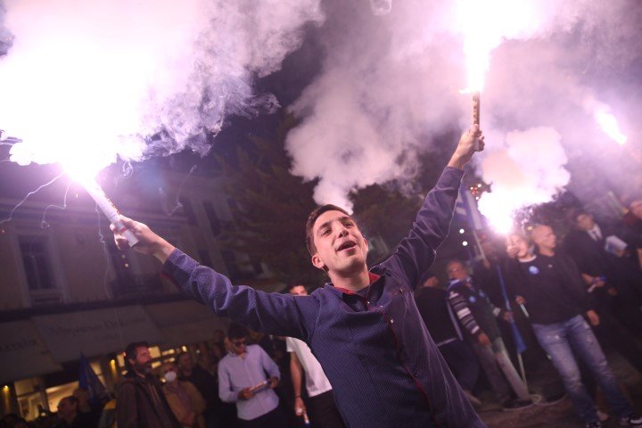 Καπνογόνα στην κεντρική προεκλογική συγκέντρωση της ΝΔ
