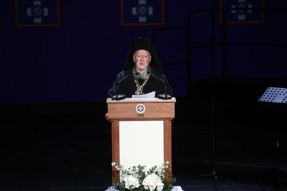 Με θερμά λόγια αναφέρθηκε ο Οικουμενικός Πατριάρχης Βαρθολομαίος στον δήμαρχο Αθηναίων, Κώστα Μπακογιάννη