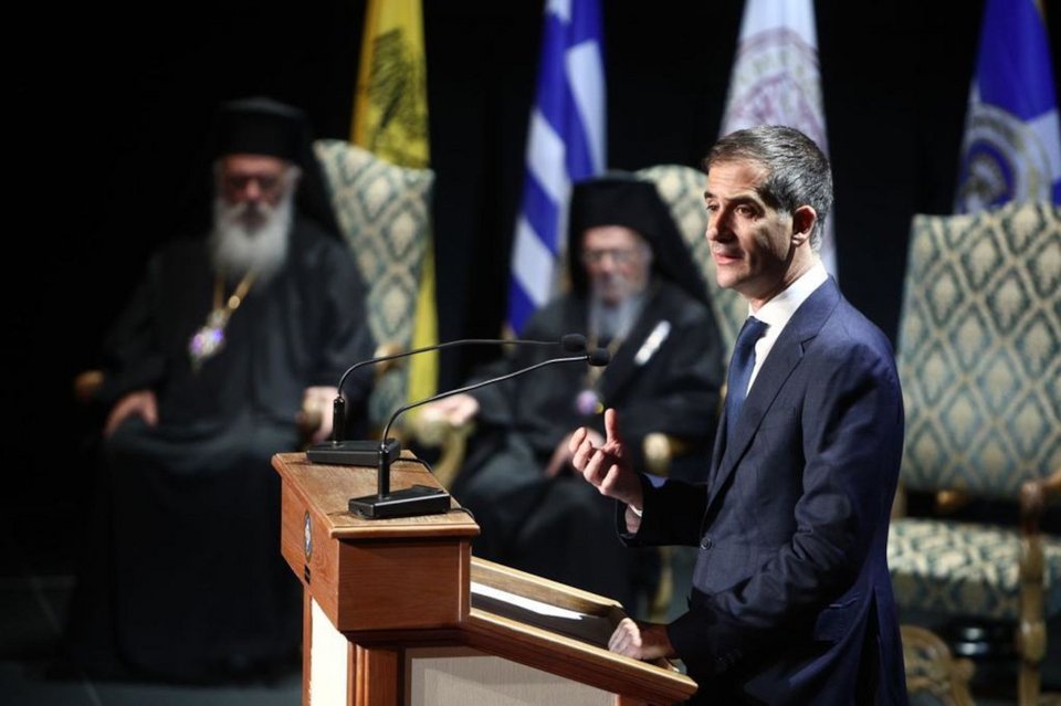 Ιστορική χαρακτήρισε την ημέρα για τον Δήμο Αθηναίων ο Κώστας Μπακογιάννης, καθώς ο Οικουμενικός Πατριάρχης Βαρθολομαίος έλαβε την τιμητική διάκριση «Ευκλεής Αθηναίος»