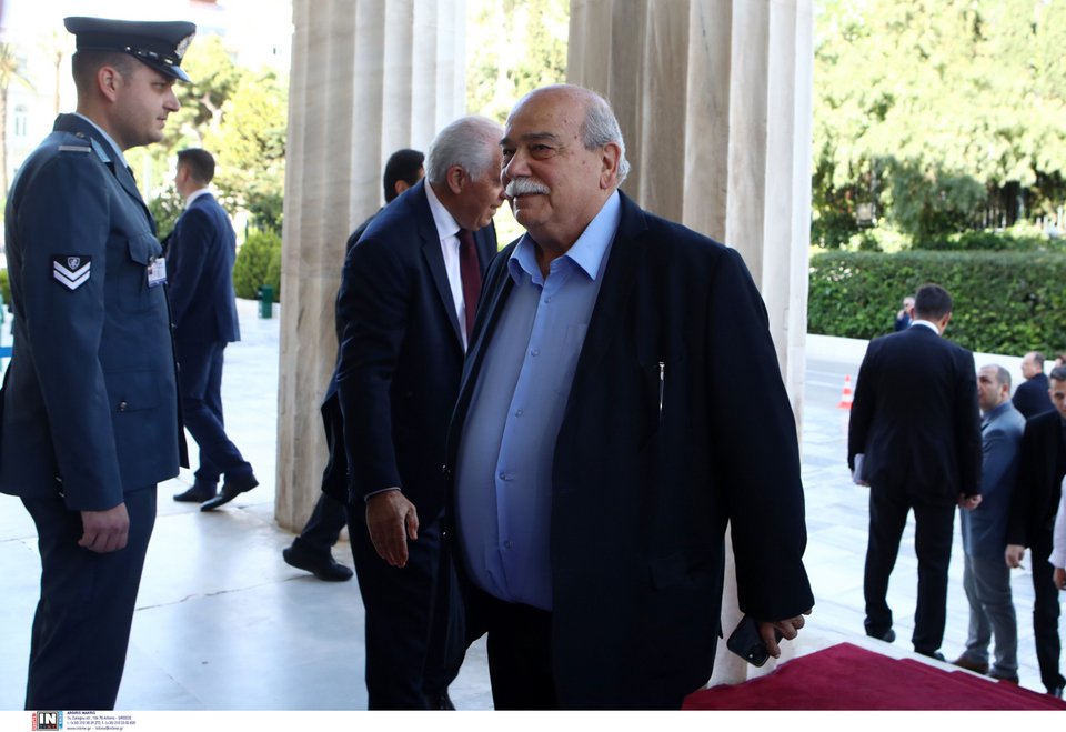 Νίκος Βούτσης
