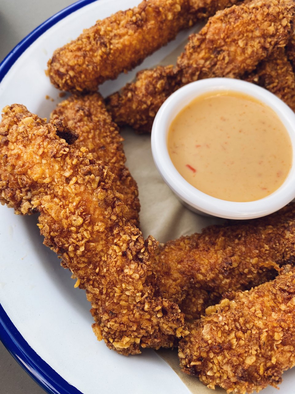 Κοτόπουλο πανέ με spicy mayo / Φωτογραφία: Μάνος Λειβαδάρος/iefimerida