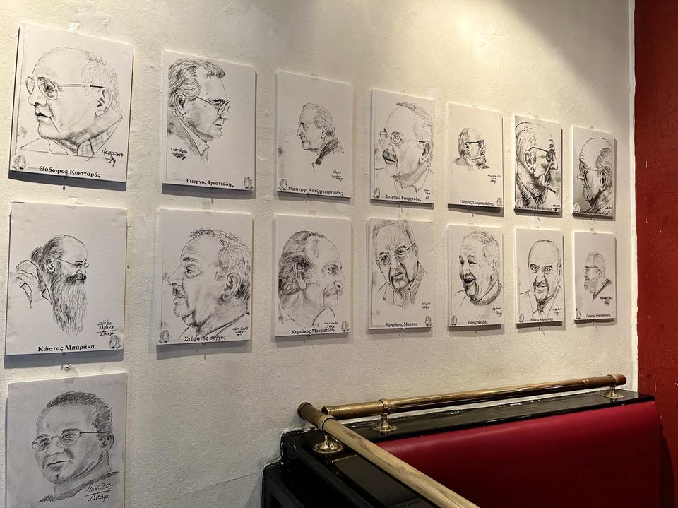 Τα περισσότερα από τα σκίτσα είναι από το 2013 και 2014