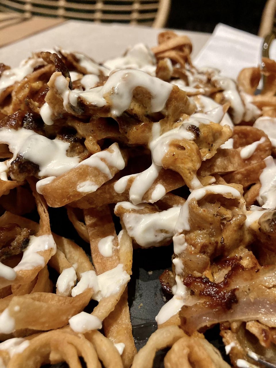 Το ζουμερό Al Pastor έχει τις ρίζες του στον λιβανέζικο γύρο / Φωτογραφία: Μάνος Λειβαδάρος/iefimerida
