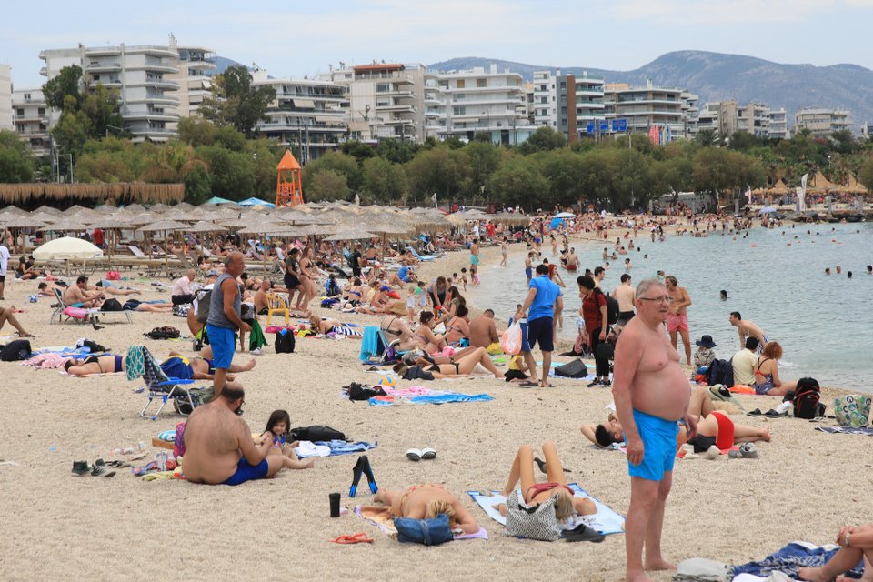 Κοσμοσυρροή σε Άλιμο και Φλοίσβο / Φωτογραφία EUROKINISSI