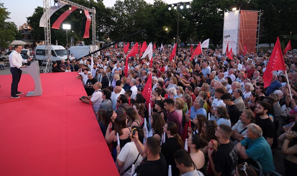 Ο Αλέξης Τσίπρας κατά την προεκλογική του ομιλία στα Γιάννενα