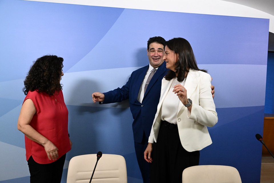 Το χαρτοφυλάκιο του υπουργείου Εσωτερικών παρέδωσε στη Νίκη Κεραμέως η κ. Καλλιόπη Σπανού