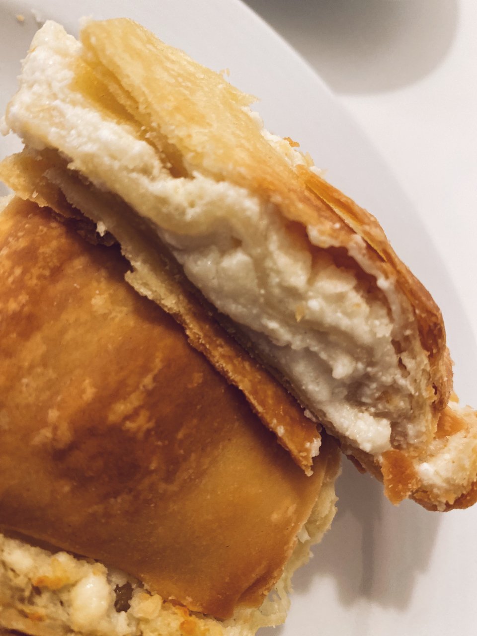 Οι χωριάτικες πίτες του Τζίφρη πωλούνται έτοιμες και τις ψήνεις στο σπίτι  / Φωτογραφία: Μάνος Λειβαδάρος/iefimerida