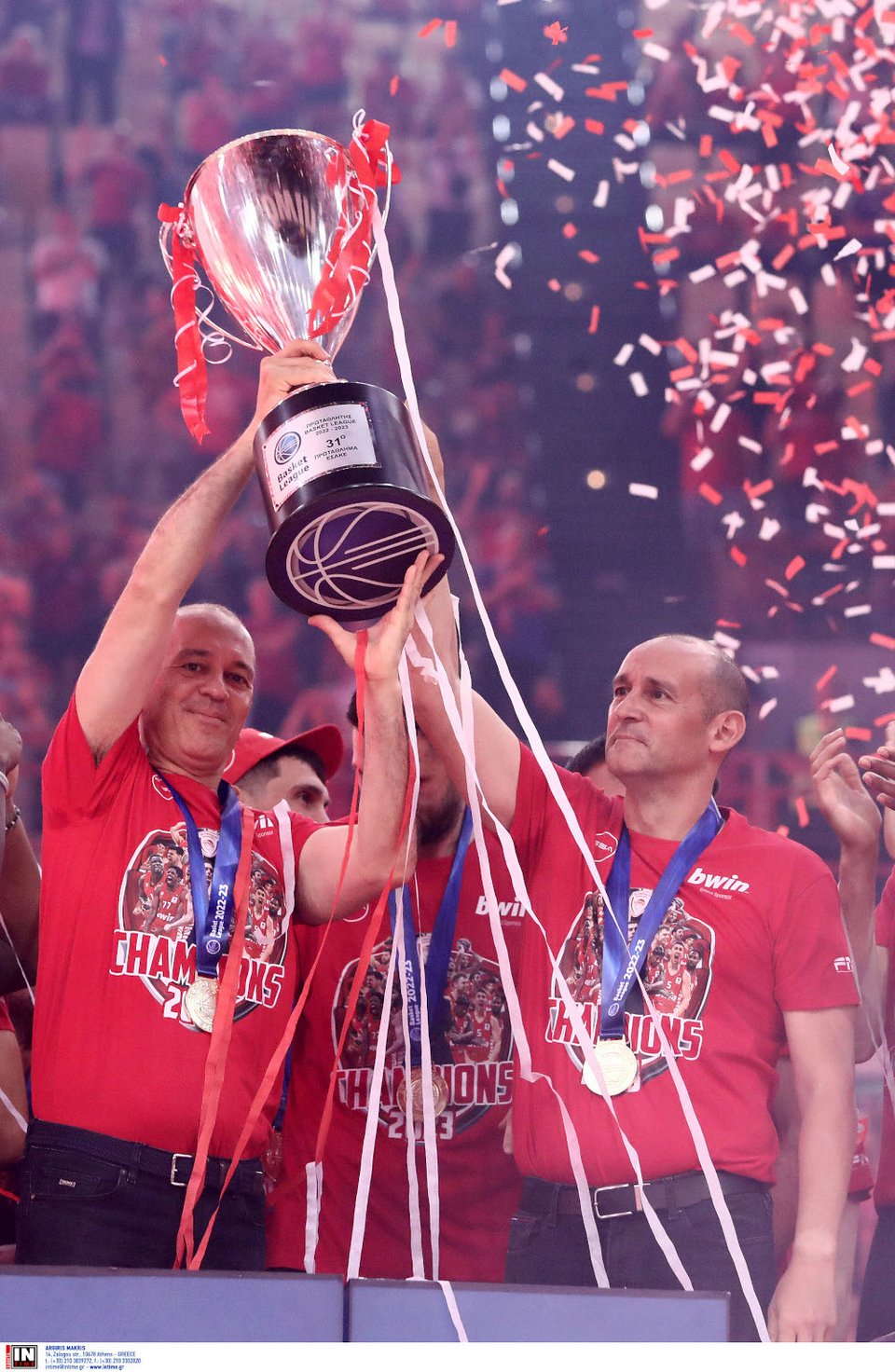 Οι ιδιοκτήτες της ΚΑΕ Ολυμπιακός, Γιώργος και Παναγιώτης Αγγελόπουλος-Φωτογραφία INTIMENEWS