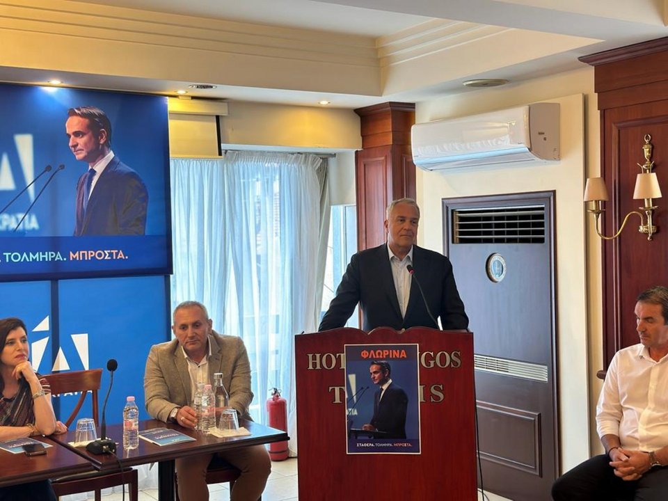 Ο Μάκης Βορίδης σε ομιλία κατά την επίσκεψη κλιμακίου της ΝΔ σε Γρεβενά και Φλώρινα