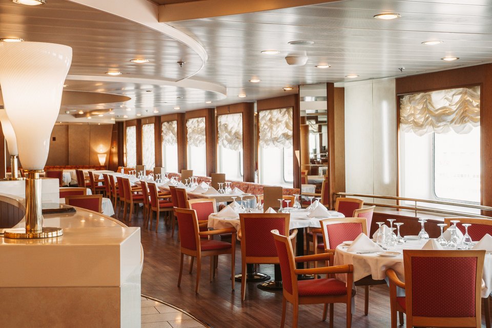 MΙΝΟΑΝ LINES - Festos & Knossos Palace - A la Carte Restaurant