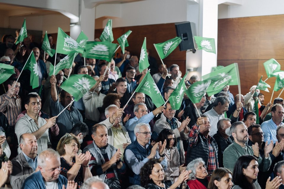 Φίλοι του ΠΑΣΟΚ στην πορεκλογική ομιλία του Νίκου Ανδρουλάκη στην Σητεία