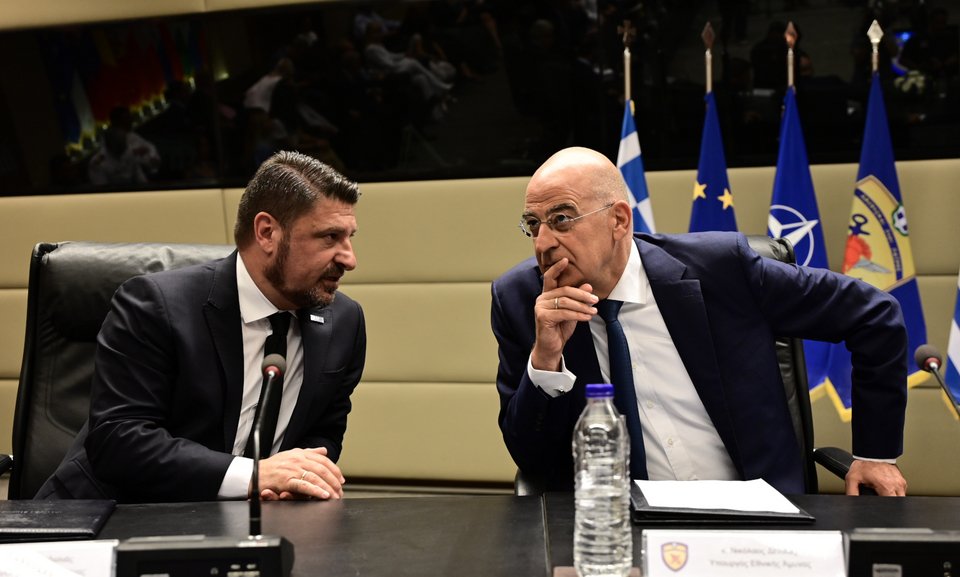 Ο Νίκος Δένδιας με τον Νίκο Χαρδαλιά