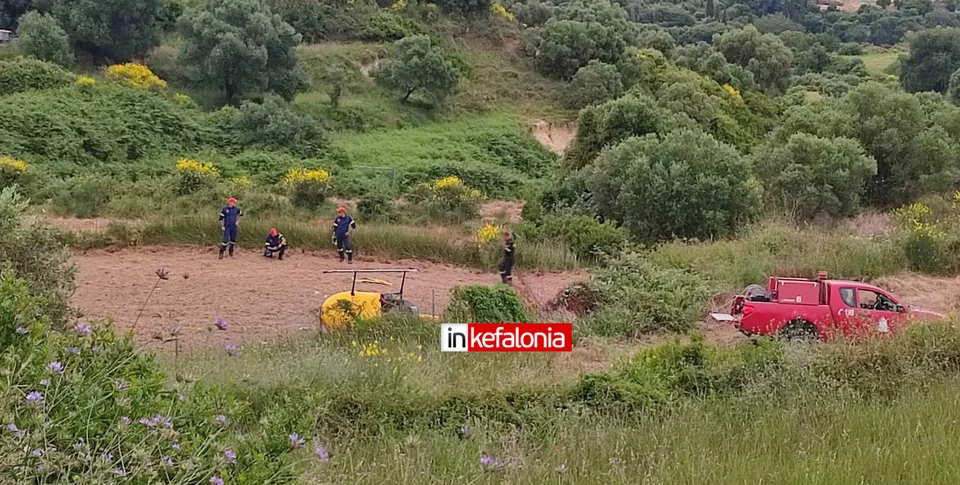 Το ελικόπτερο που πραγματοποίησε αναγκαστική προσγείωση στην Κεφαλονιά / inkefalonia.gr