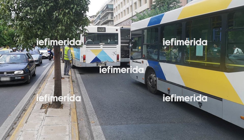 Χαλασμένο λεωφορείο στη Μιχαλακοπούλου έφερε δυσκολία στην κίνηση